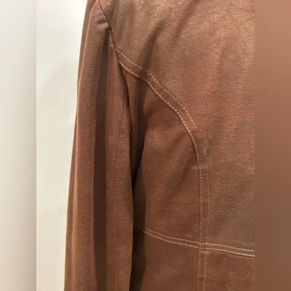 Mahogany Brown Military Style Faux Leather Jacket EUC SZ 10 Fitted Slimming - Picture 8 of 9